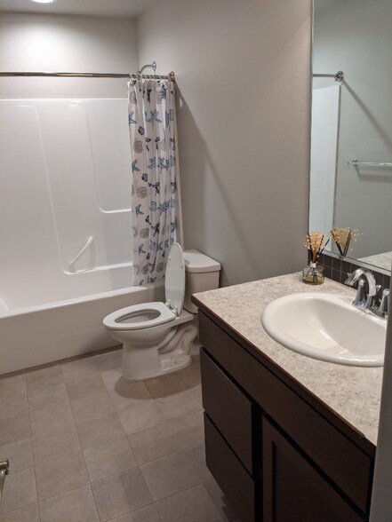 Building Photo - 5814 Sidon Ln