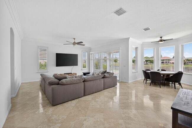 Building Photo - 11587 Manatee Bay Ln
