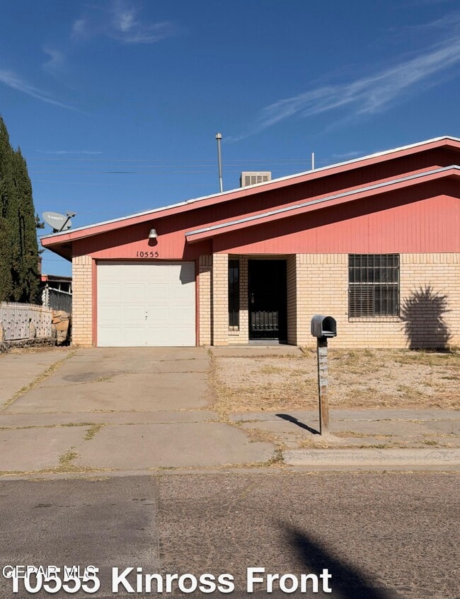Building Photo - 10555 Kinross Ave