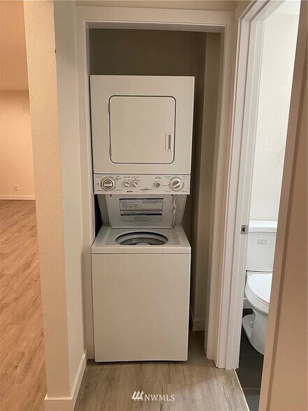 Building Photo - 3716 S Roxbury St