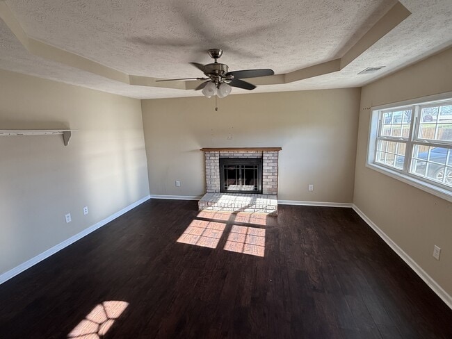 Building Photo - 9688 Leitchfield Rd