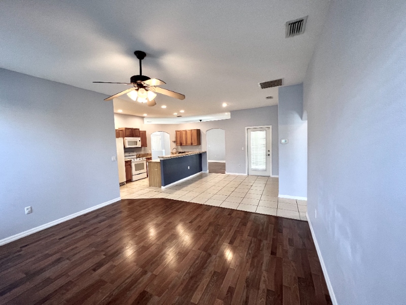 Building Photo - 6614 68th St E