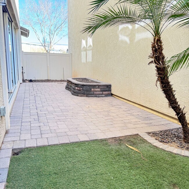 Building Photo - 3 bedroom rental in Cooley Station