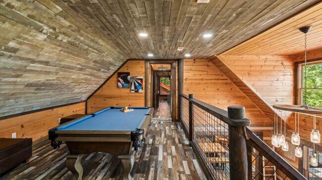 Building Photo - 2209 Henderson Springs Rd