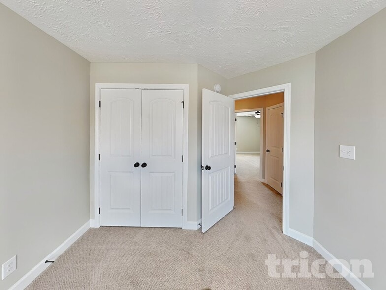 Building Photo - 3772 Windhaven Dr