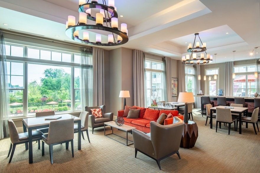 Building Photo - Elms Clarksburg Village