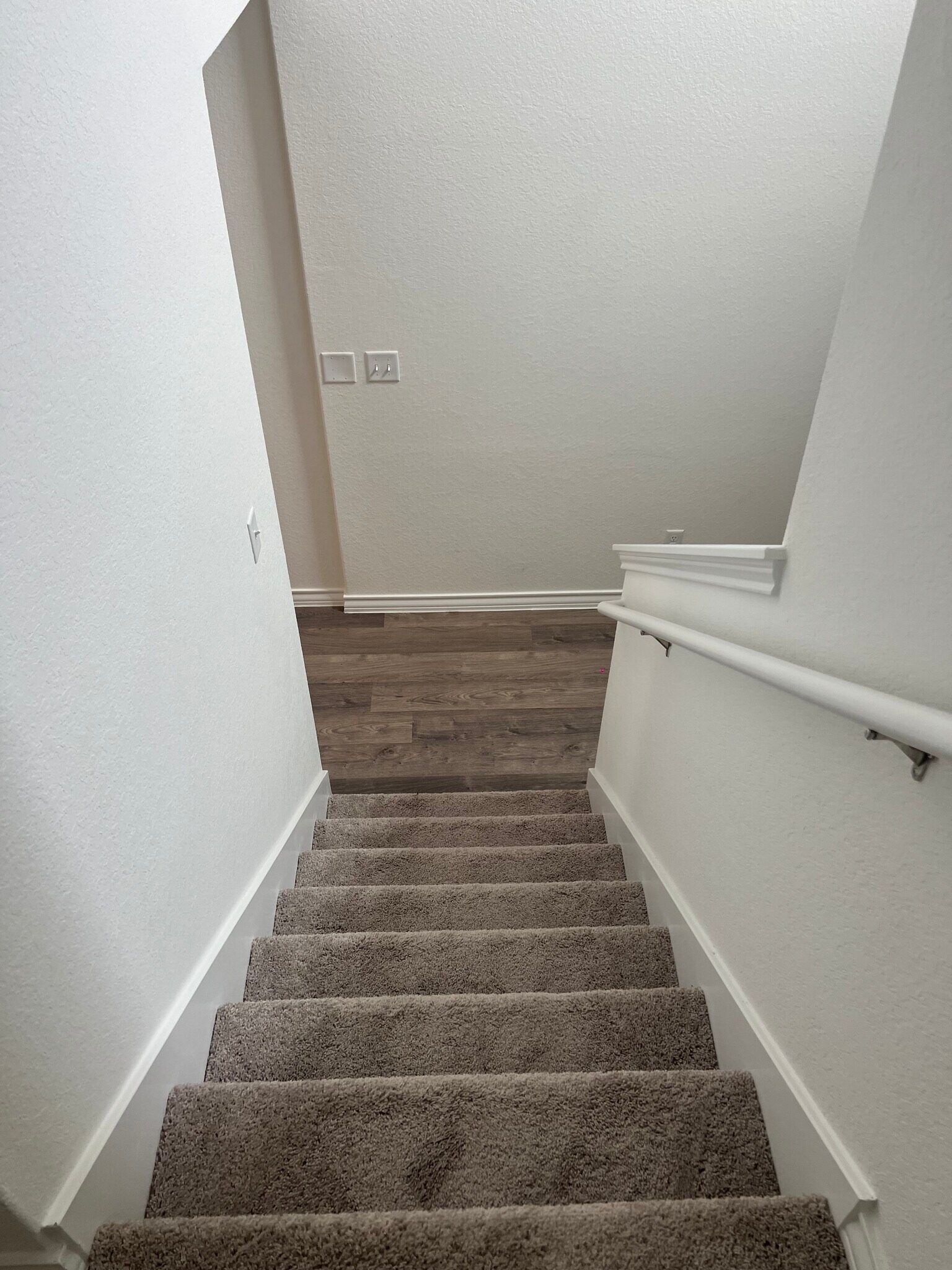 Stairs - 8123 Hamrick Cir