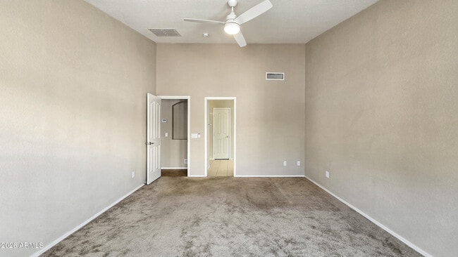 Building Photo - 15690 W Earll Dr