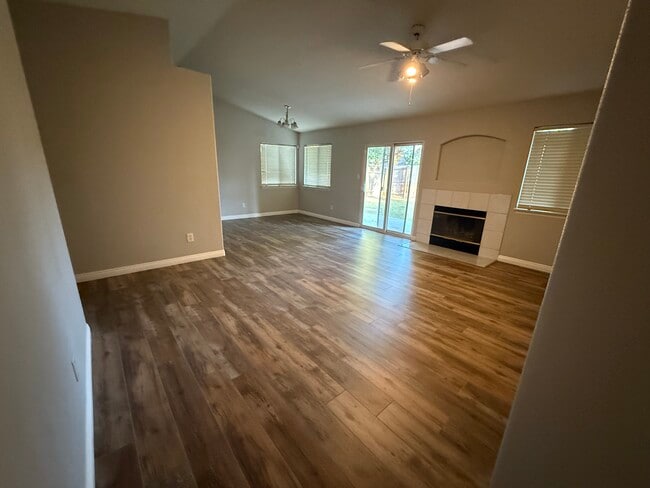Building Photo - 9004 St Jean Ct