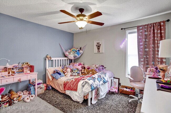 Building Photo - 95255 Windflower Trail