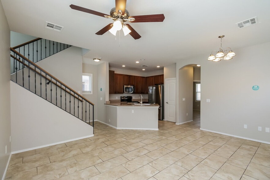 Building Photo - 4173 E Jasper Dr