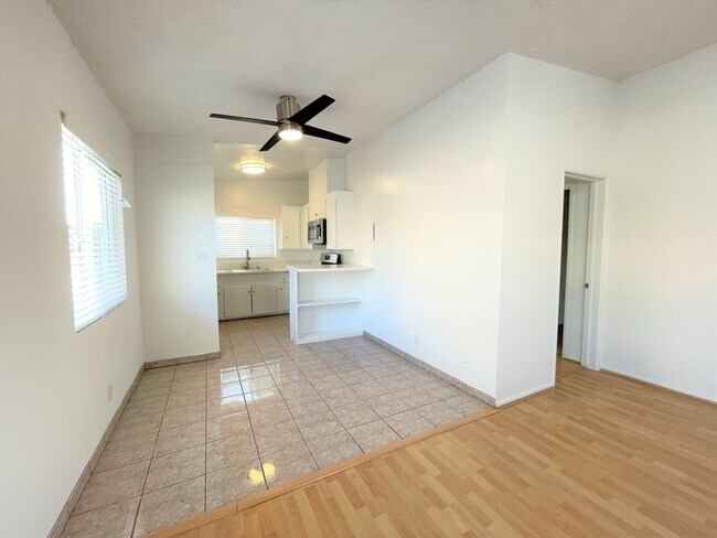 Interior Photo - 1863 10th St.