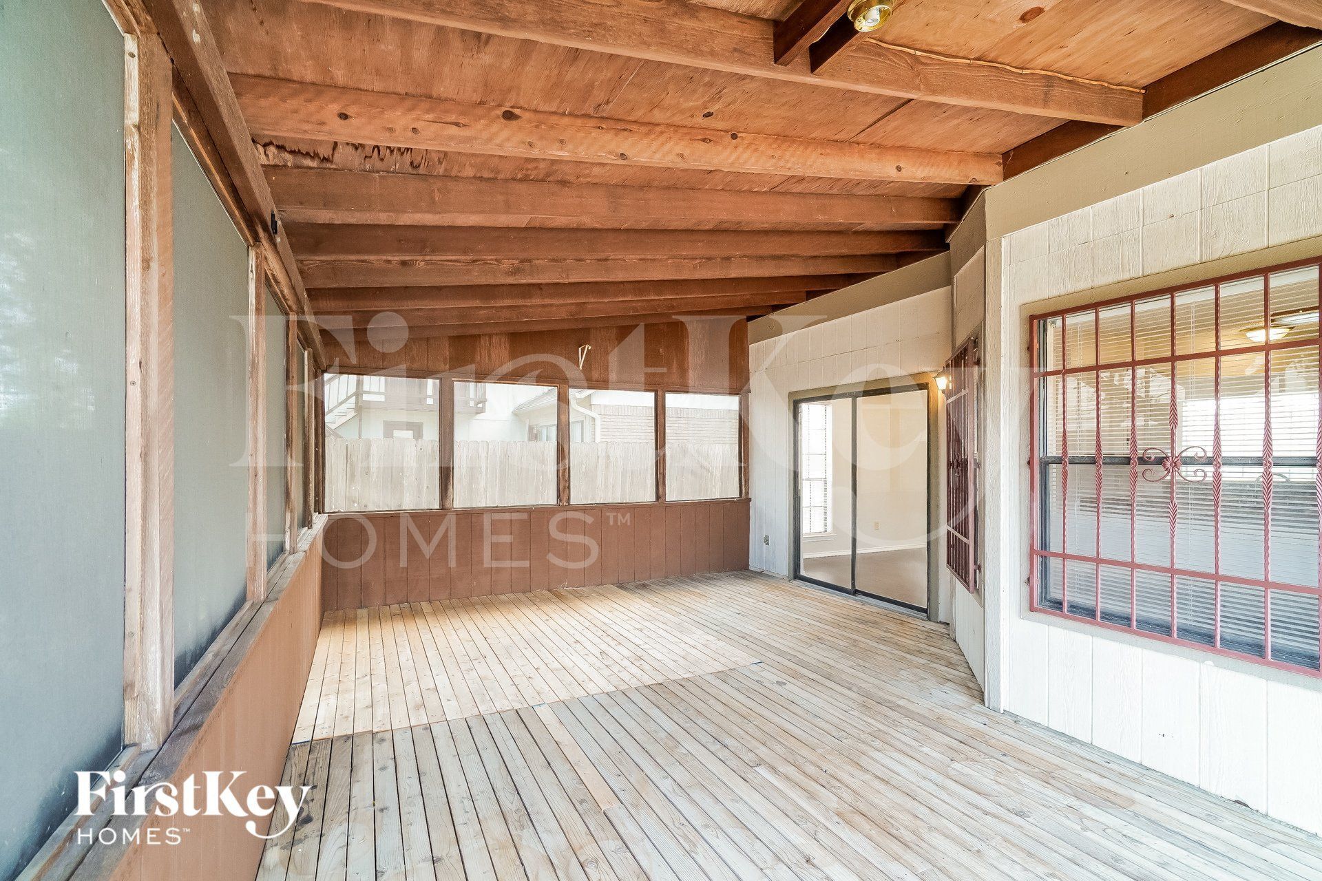 Building Photo - 5122 Lakebend E Dr