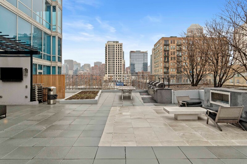 Building Photo - 1431 S State