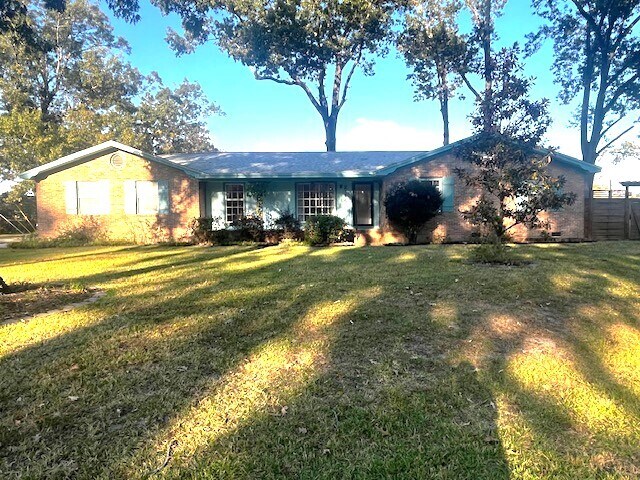 Primary Photo - 2114 N Dallerton Cir