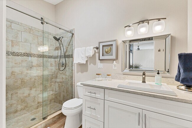 Building Photo - 513 Woodstork Cir
