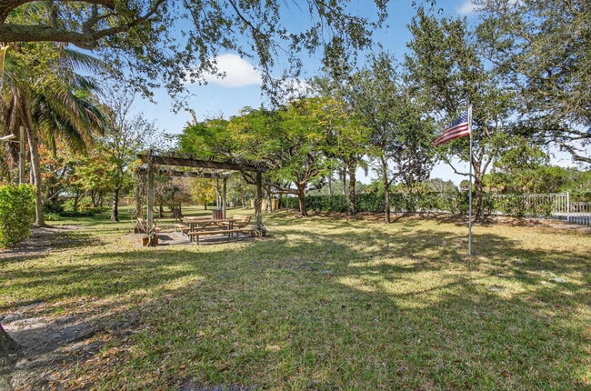 Building Photo - 59 SE Palermo