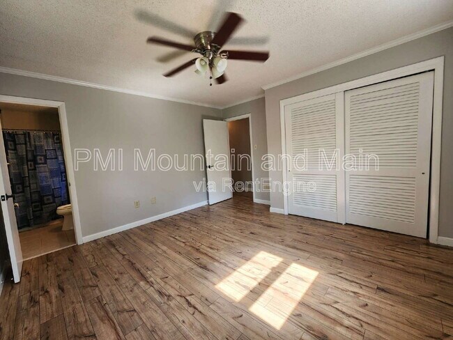 Building Photo - 232 Bryant Rdg Dr