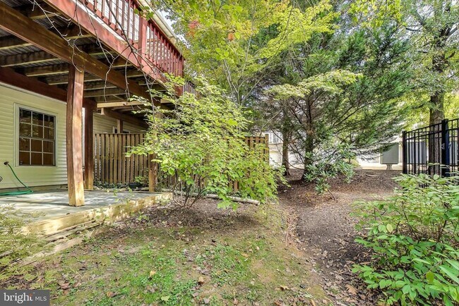 Building Photo - 6402 Spring View Pl