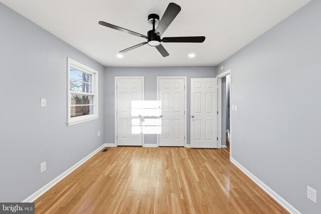 Building Photo - 11002 Trafton Ct