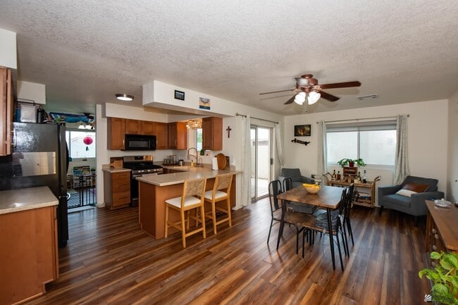 Building Photo - 11239 E 27th Pl