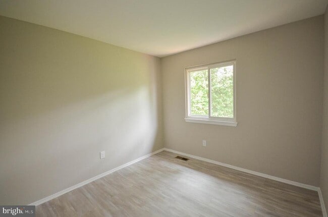 Building Photo - 19404 Transhire Rd