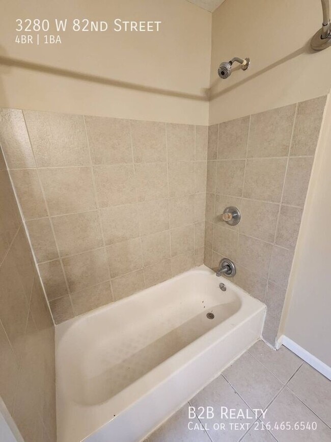 Building Photo - 3280 W 82nd St