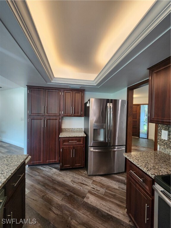 Building Photo - 5930 Spanish Oaks Ln