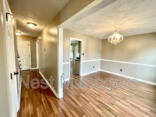 Building Photo - 4206 Buckhurst Dr