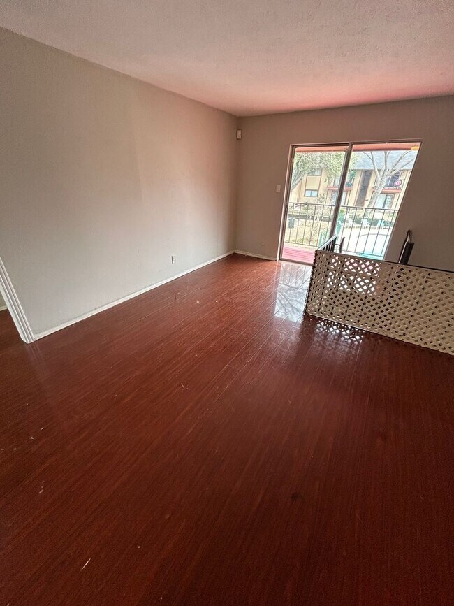 Building Photo - Experience the ultimate comfort of living ...