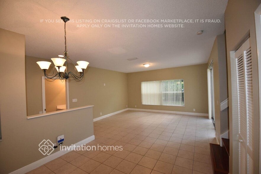 Building Photo - 17860 SW 11th Ct