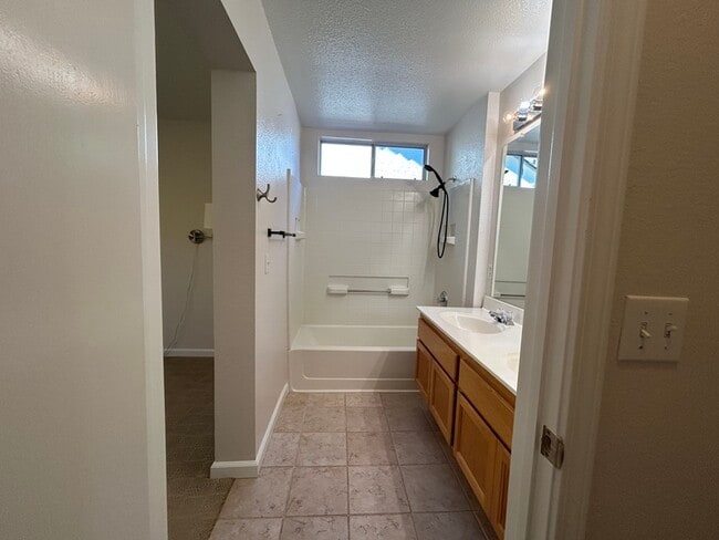 Building Photo - 248 Summer Grove Cir