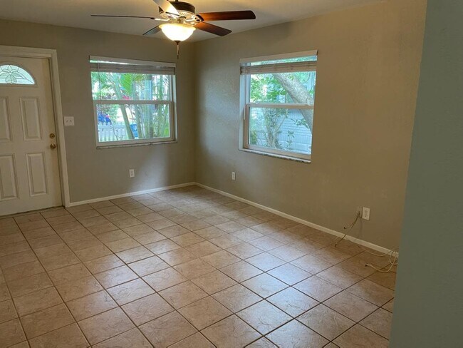 Living Room - 323 13th Ave NE