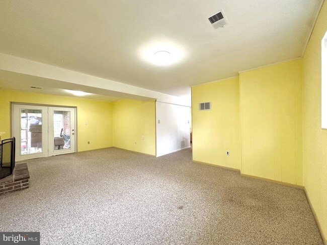 Building Photo - 4 Renmark Ct
