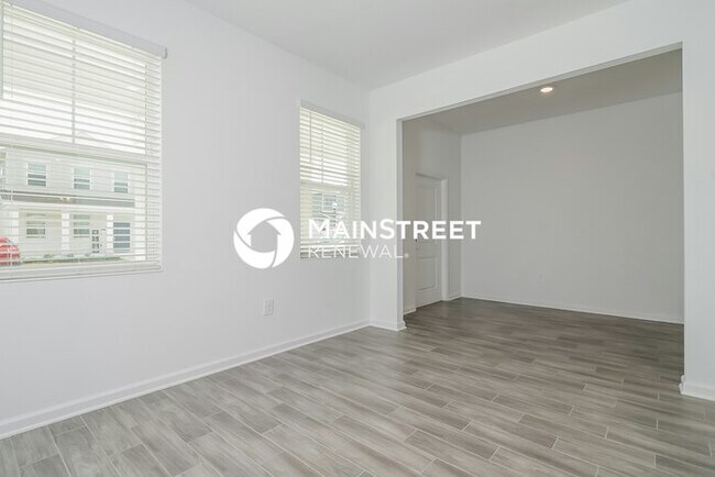 Building Photo - 3 Bedroom Pet-Friendly Home in St. Cloud, FL with Main Street Renewal