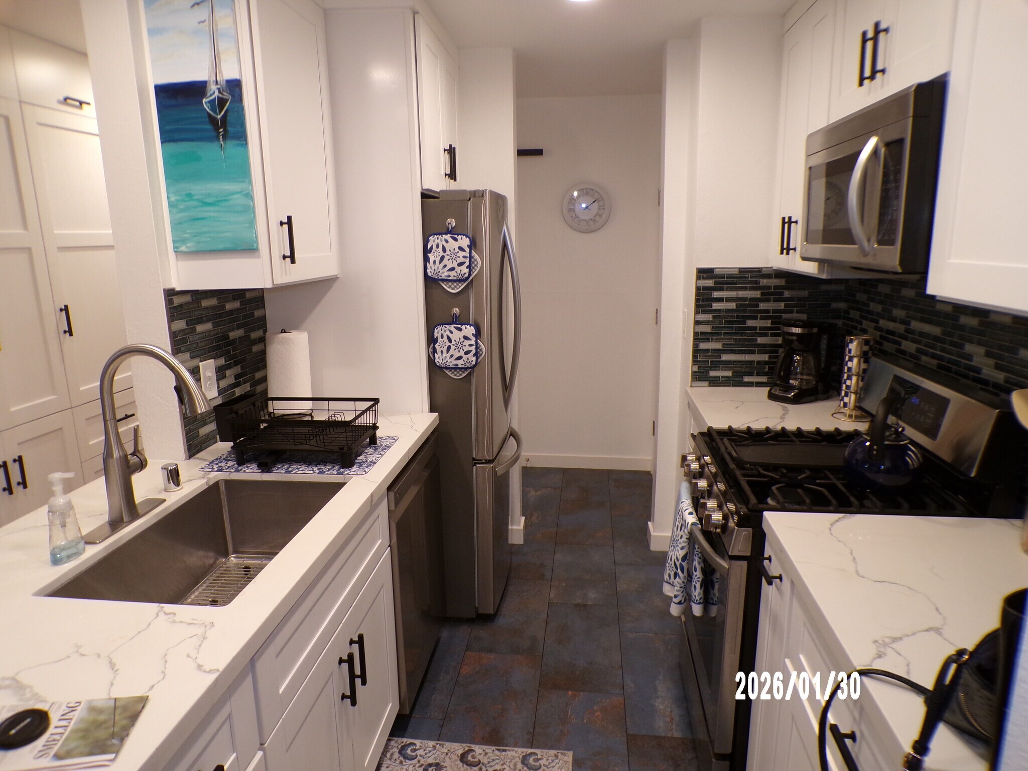 Building Photo - 1621 Hotel Cir S