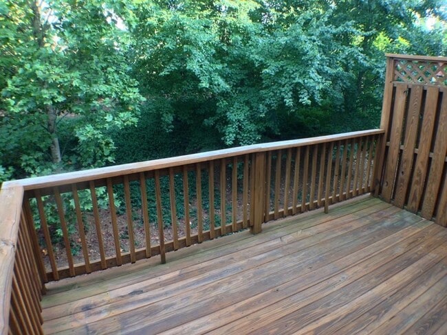 Building Photo - 5225 Wellsley Bend