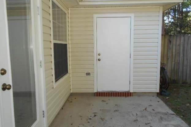Building Photo - 2232 Trailwood Dr