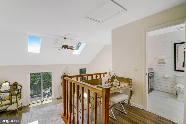 Building Photo - 7531 Chrisland Cove