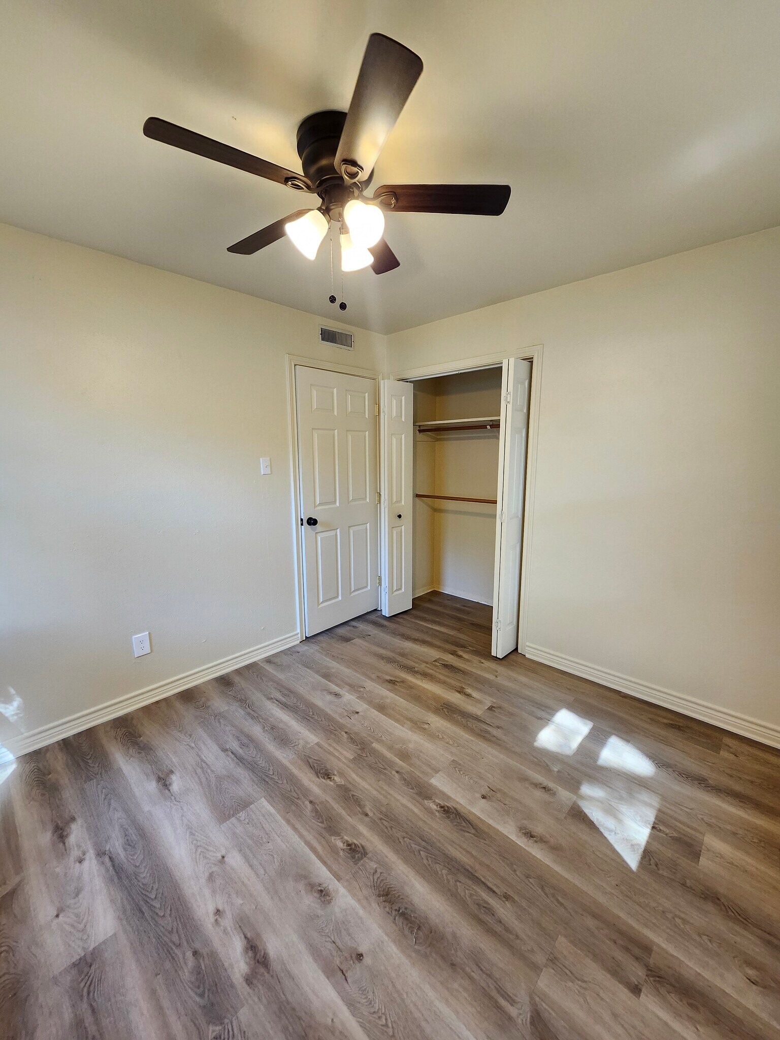 Bedroom 2 - 1602 Ravenwood Dr