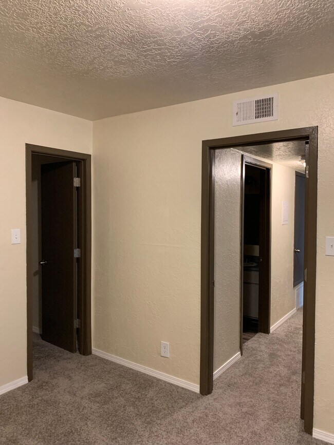 Building Photo - Copperfield Apartments