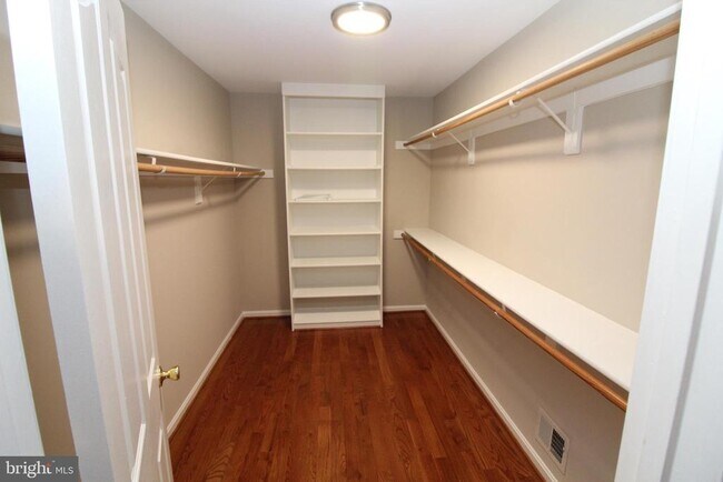 Building Photo - 12990 Pintail Rd