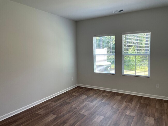 Building Photo - 1157 Windy Grove Ln