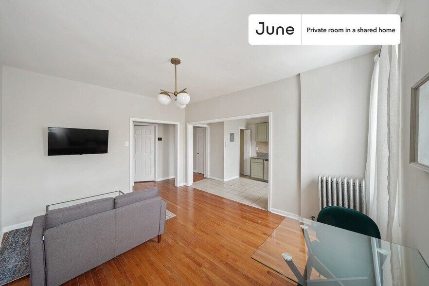 Building Photo - Room in Shared 4 bed/1 bath home in Flatbush