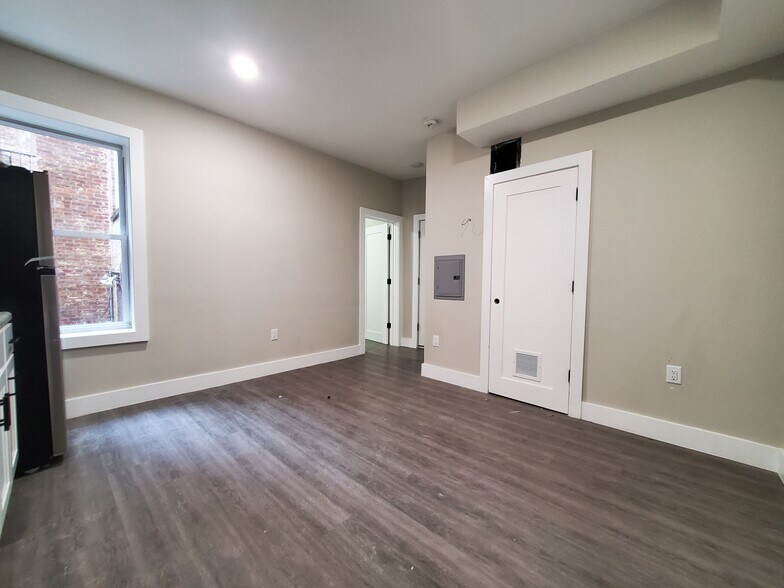 104 Belmont 1A - 102 Belmont Ave