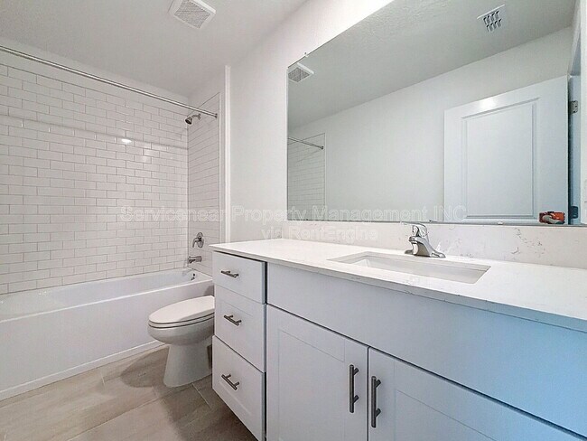 Building Photo - 11267 Flourish Dr.