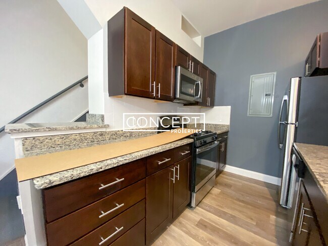 Building Photo - 160 E Berkeley St