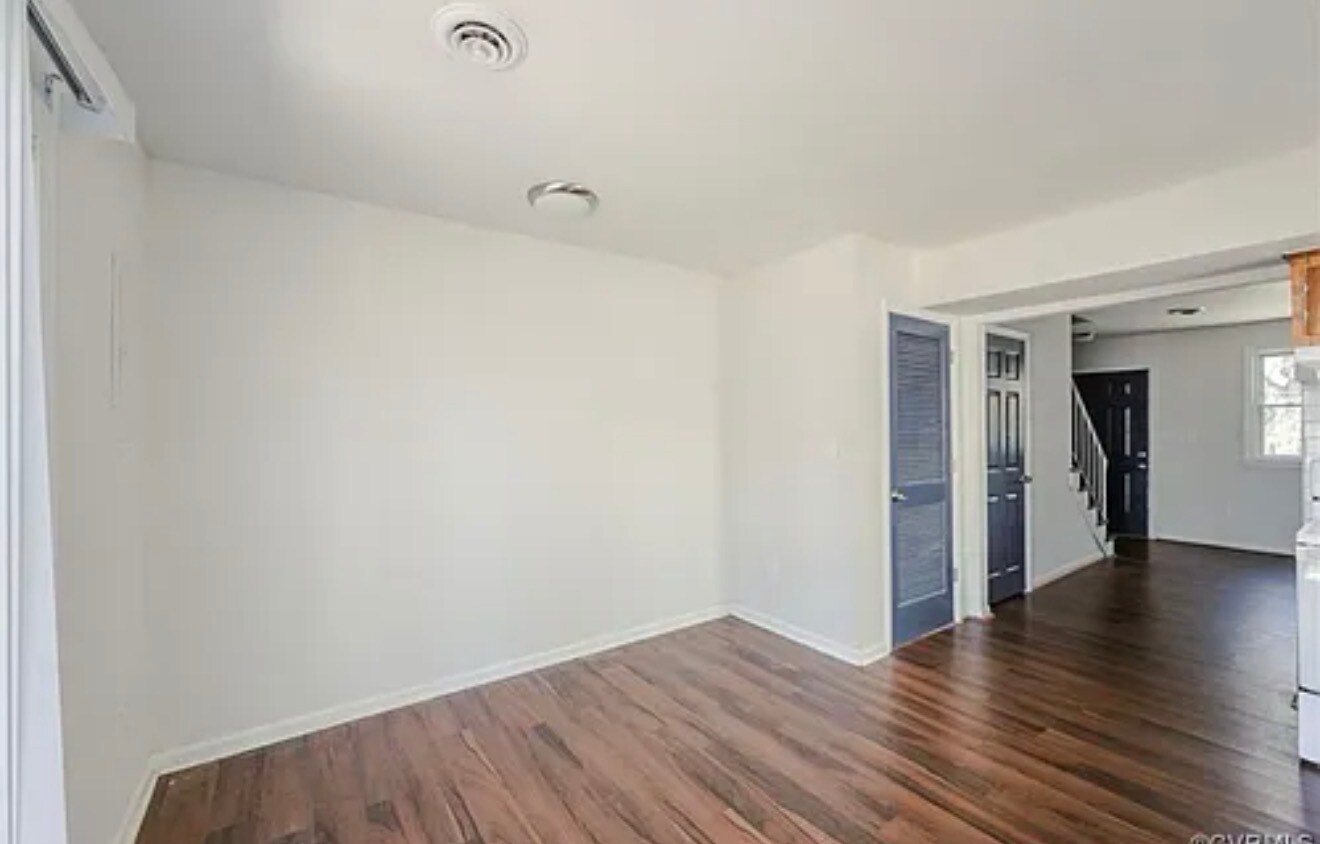 Building Photo - 1511 Sunnyside Ave