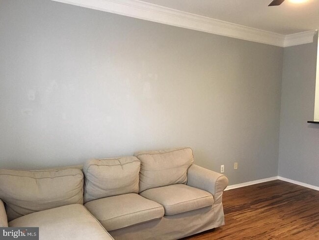 Building Photo - 1521 Spring Gate Dr.