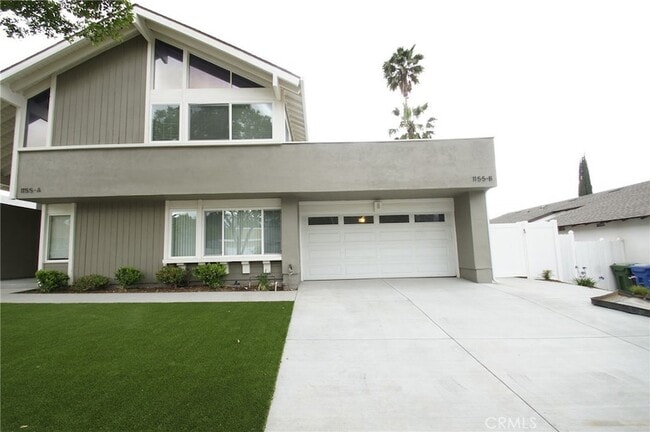 Primary Photo - 1155 N Currier Ave